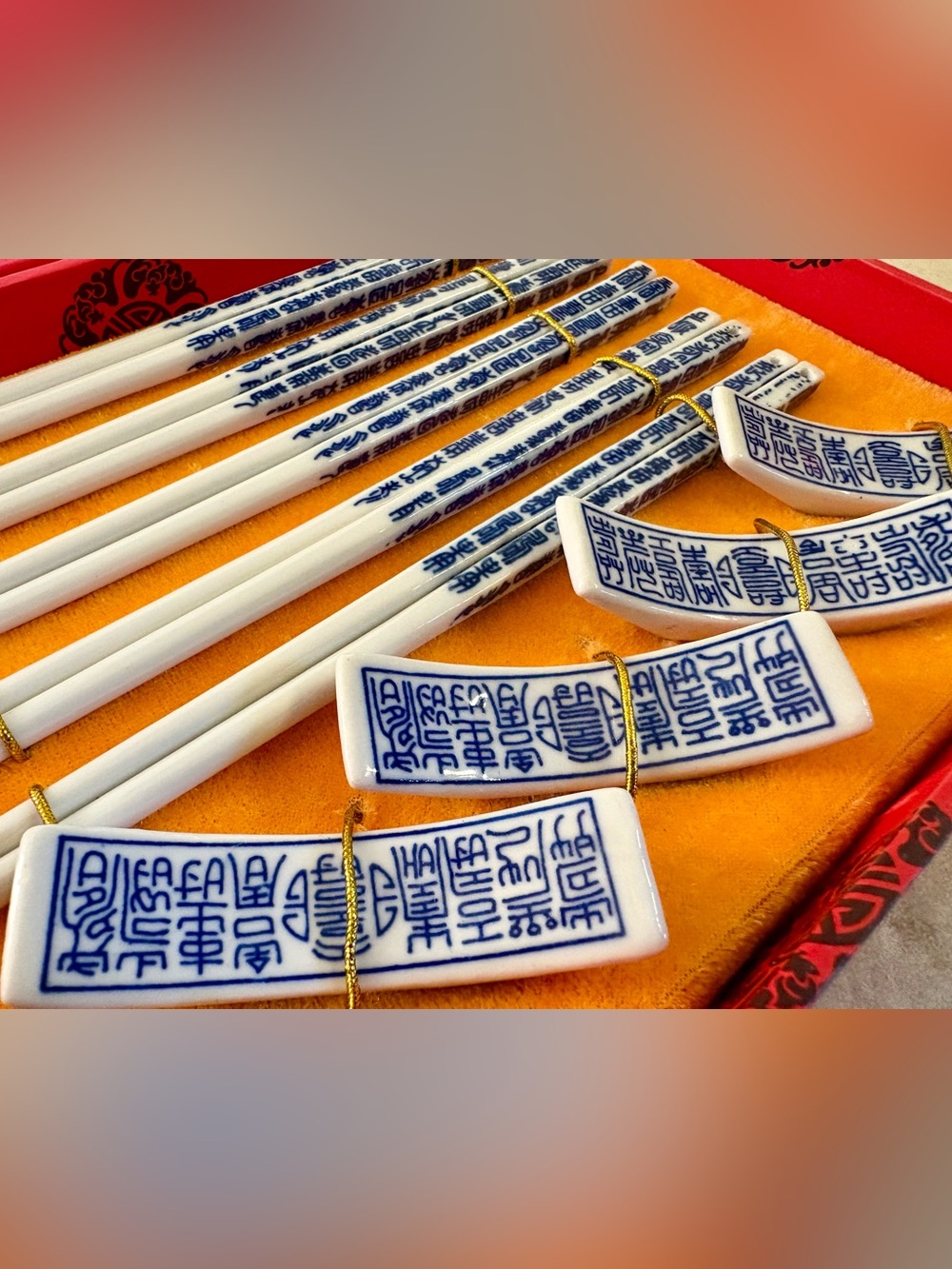 The High-Ranking Presents Chopsticks of China, set of 5 Porcelain